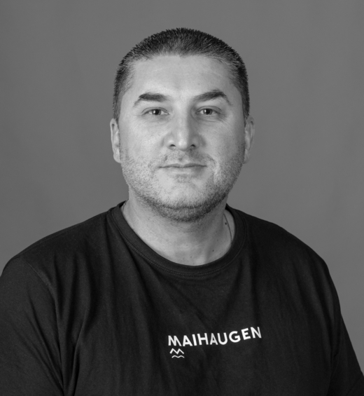 Darko Maksimovic-lys.jpg